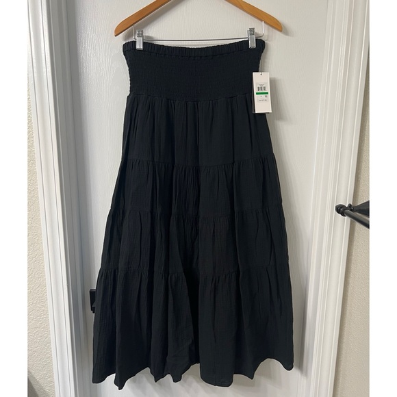 DKNY Women's Cotton Smocked-Waist Tiered Maxi Skirt  in Black Size Large - Picture 9 of 10